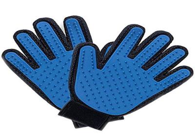 China Multi Function Pet Grooming Glove , True Touch Pet Deshedding Glove for sale