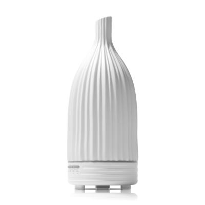 China 2022 New Ceramic Diffuseur Huile Essentielle May Xong Tinh Dau Air Mist Humidifier Electric Essential Oil Aroma Diffuser for sale