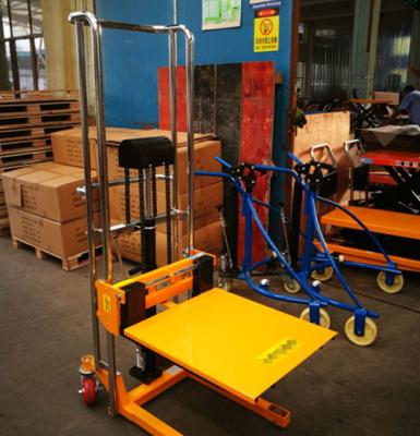 China Small Manual Forklift Stacker Foot Pedal Light Duty Low Profile 400kg for sale