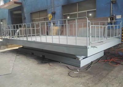 China 3 Ton Electric Scissor Lift Table con el sistema de control hidráulico para el taller en venta