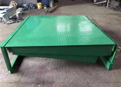 China AC 380V 50HZ Hydraulic Dock Levelers Loading And Unloading Goods For Forklift From Warehouse for sale