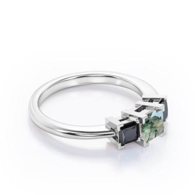 Chine V-fourche minimaliste de place - 0,45 princesses de TCW Cut Moss Green Agate avec le diamant noir créé par laboratoire - Trois-pierre Engageme à vendre