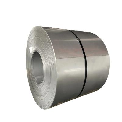 中国 冷たい-引き分け440Aステンレス鋼は1500mmの幅ASTM 1.5mmの厚さ2B第2の4K鋼鉄コイルを巻く 販売のため