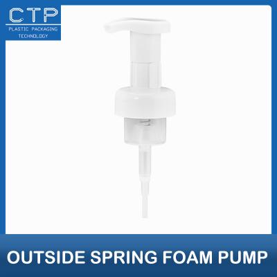 中国 White 43mm Foam Pump Closure Size 43mm Compatible With Different Bottle Sizes 販売のため