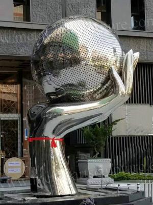 China Steel Artwork Large Outdoor Statues / Metal Globe Sculpture For Residence Decoration for sale