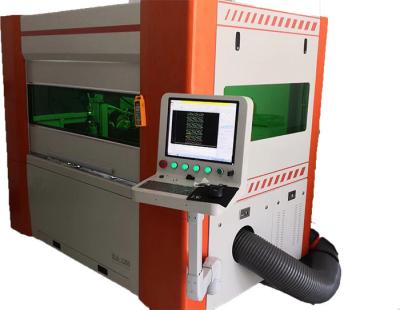 China High Presision CNC Fiber Laser Cutting Machine 600*1200mm Small Size for sale