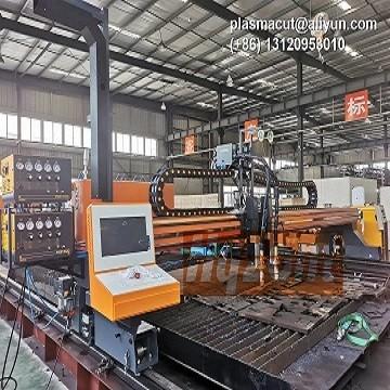 China El alto biselar de la placa de acero del cortador del plasma del CNC del pórtico de la definición en venta