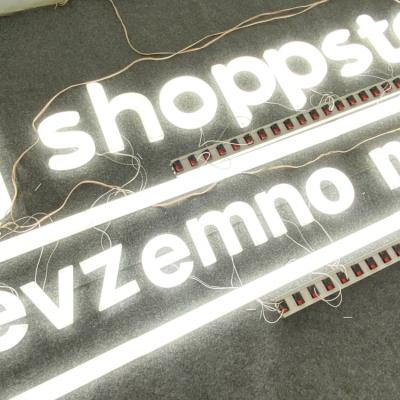 China ODM del OEM White Color LED Acrylic Letters Company Logo Wall Sign en venta