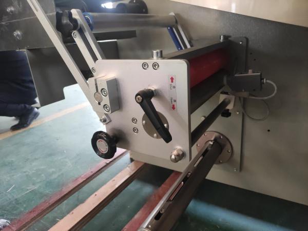 Quality Stainless Steel Food Pillow Packer Machine 550kg Compressing Size 850*1000mm for sale