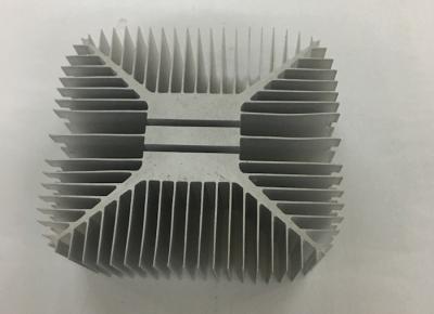 China Metal de alumínio do CNC de 6063 GV que carimba o radiador refrigerando do computador dos acessórios à venda