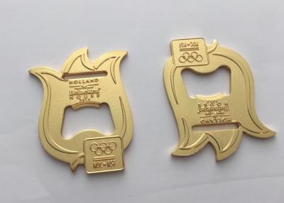 Chine Médailles multifonctionnelles d'ouvreur de bouteille de fer en métal sablant l'électrodéposition à vendre