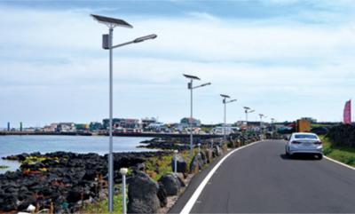 China Straßenlaternegeführte Solarstraßenlaterne Verschmutzung Leistungsfähigkeit der Lampe 14000lm freie geführte keinen Handbetrieb zu verkaufen