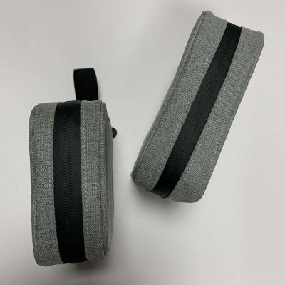 China La tela de nylon el 13x13x5cm del cuero artificial del poliéster recicla microfibra amistosa en venta