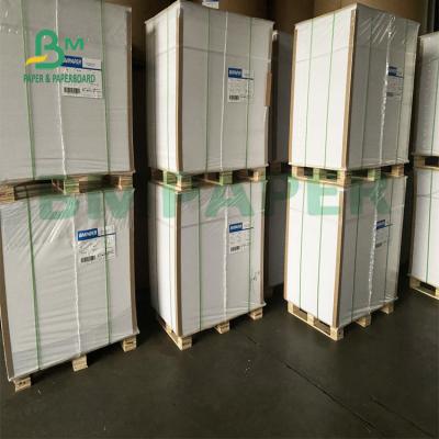 China 700mm X 1000mm Absorbent Paper Sheets  Super Absorb Liquid Flat Surface for sale