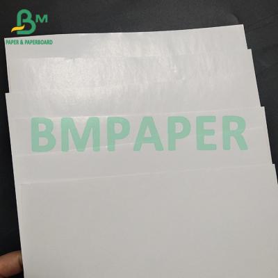 Chine Rouleau de papier blanc recouvert d'un seul côté avec feuilles auto-adhésives à haute adhérence à vendre