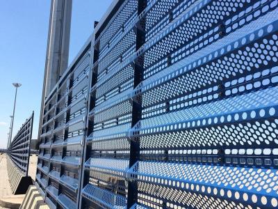 China Perforated Metal Wind Break Wall Anti-Dust Fence en venta