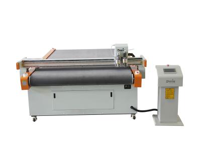 China Espuma automática de oscilação de couro da máquina de corte da faca do CNC à venda