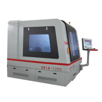 China Stainless Steel Iron Aluminum CNC Fiber Laser Cutter for sale