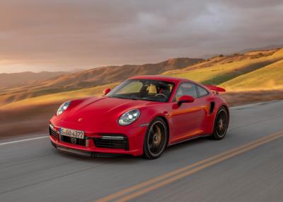 Chine Disque en céramique de courses d'automobiles de sport de rotors de frein de carbone Porsche Boxster 2021 Audi 2021 R8 Porsche 2021 911 à vendre