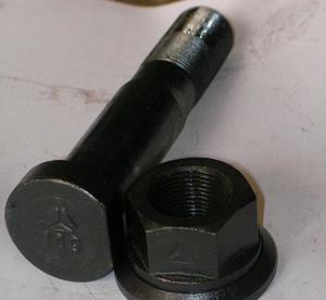 China Metric Hexagon Bolts / Heavy Hex Bolt Excellent High Temperature Resistance for sale