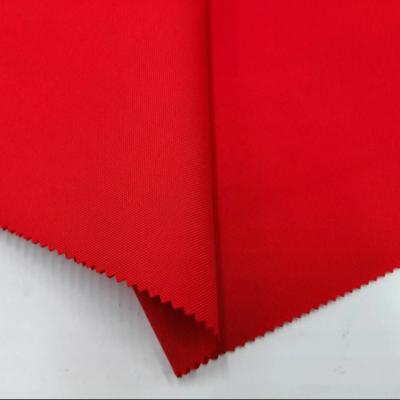 Chine Tissu oxfordien de polyester teinté 600D avec couleurs personnalisables en TPU à vendre