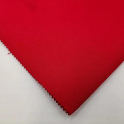 China Rood polyesterstof 300D met PU-gecoat waterdicht Oxfordstof voor zakken Te koop