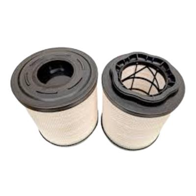 China 304 X 170 X 371mm Truck Air Filter 2414656 2414658 For Engine for sale