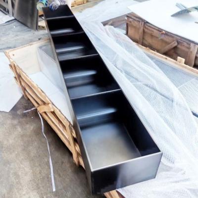 China Vitrina de acero inoxidable AISI ISO9001 de los gabinetes de exhibición del metal del negro del ODM en venta