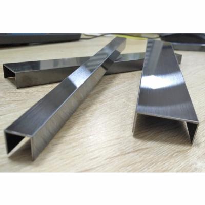 China 304 Black Hairline Stainless Steel Tile Edge Trim For Mall Indoor Decoration for sale