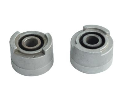 China RoHS Front Control Arm Bushing LR051616 Suspension Arm Ball Joint 2005-2009 for sale