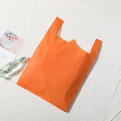 China Breathable Polypropylene Non Woven T Shirt Bag Tear Resistant 60gsm for sale