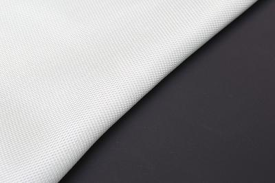Chine Tissu 1165 de fibre de verre de style armure serrée de 3,7 onces pour le verre une planche de surf à vendre