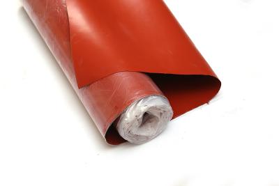 中国 溶接のカーテンのシリコーンの上塗を施してあるガラス繊維の布は防水を耐火性にする 販売のため