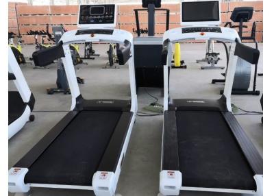 China Diamond Black Pattern Treadmill Running Belts 2.5mm For Commercial Gyms à venda