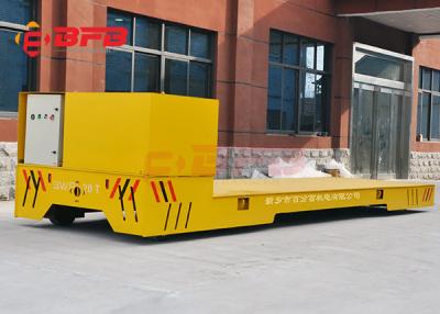 China Carro de manipulação Trackless Steerable, carro bonde do transporte do carro de transferência da bateria da indústria da metalurgia no assoalho do cimento à venda