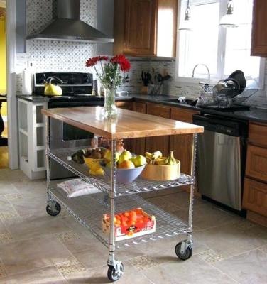 China Kitchen Open Plan Storage Solution Wooden Top Steel Wire Shelving Cart for sale