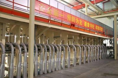 Chine 4 pieds de presse continue ont orienté la chaîne de production de panneau de brin à vendre