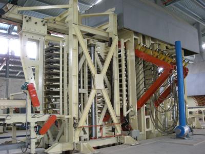 China Bamboo Particle Board Production Line High Productivity Panel 2440 x 1220 MM for sale