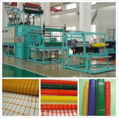 China PP/PE Plastic Safety Fence Production Line / Plastic Mesh Making Machine for sale