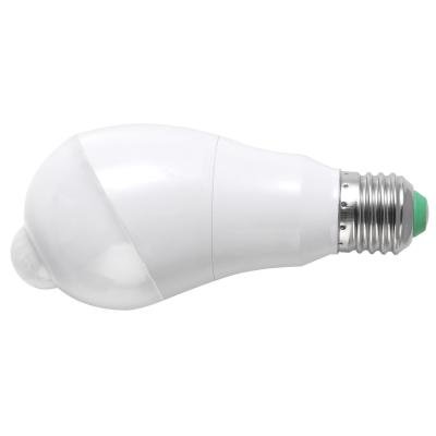 China Versatile PIR Sensor Light Bulb 5W 7W PIR Sensor Lamp With 120° Beam Angle for sale