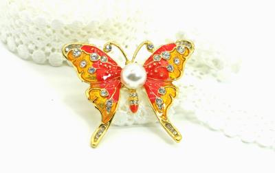 China Red Butterfly Fashion Brooch Pin Inlaid Diamond For Clothing ODM for sale