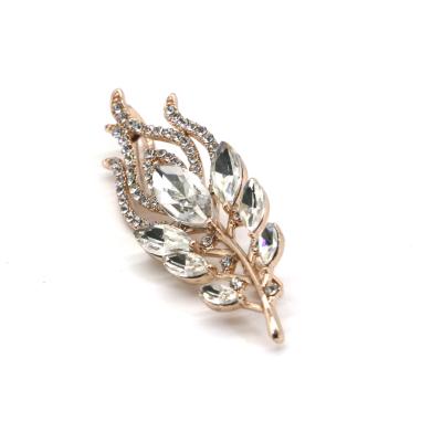 China Rose Gold Fashion Brooch Pin Rose Shape For Clothes 6cm Size Copper Material for sale