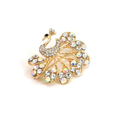 China Hollow Out Fashion Brooch Pin Gold Peacock Open Screen Shape OEM for sale