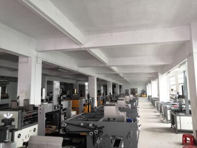 China Multipurpose Automatic Rigid Box Making Machine High Performance for sale