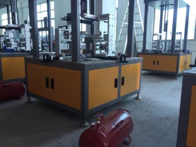 China Innovative Food Box Making Machine High Security Position Accurately for sale