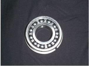 China Self Aligning Ball Bearings 17~45mm With Lowest Friction For Power Machinery, Mining Machinery for sale