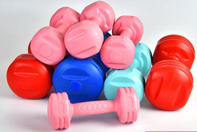 China Colorful Cement Round 1.5kgs Gym Fitness Dumbbells For Wowen for sale