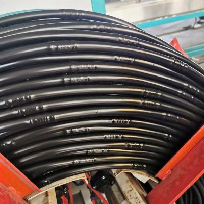 China Gutes Kronentraufe-oder Druckdosen-Zylinder-Berieselungs-Rohr tröpfeln die Bewässerung, die seitliche Schlauchleitung bewirtschaftet zu verkaufen