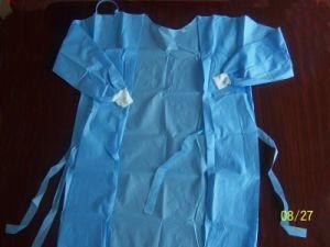 China Weiches Gefühls-chirurgisches Wegwerfkleid, blauer Wegwerfoverall nicht giftig zu verkaufen