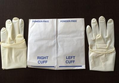 China Fuerza de alta resistencia del látex estéril quirúrgico disponible libre de los guantes del polvo en venta